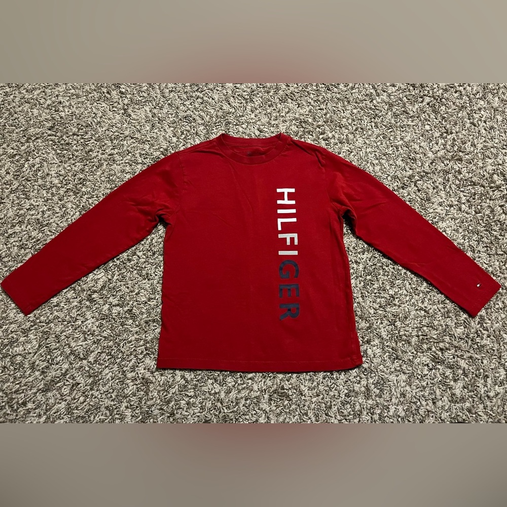 Tommy Hilfiger Red Long Sleeve T Shirt Boys S (8/10)